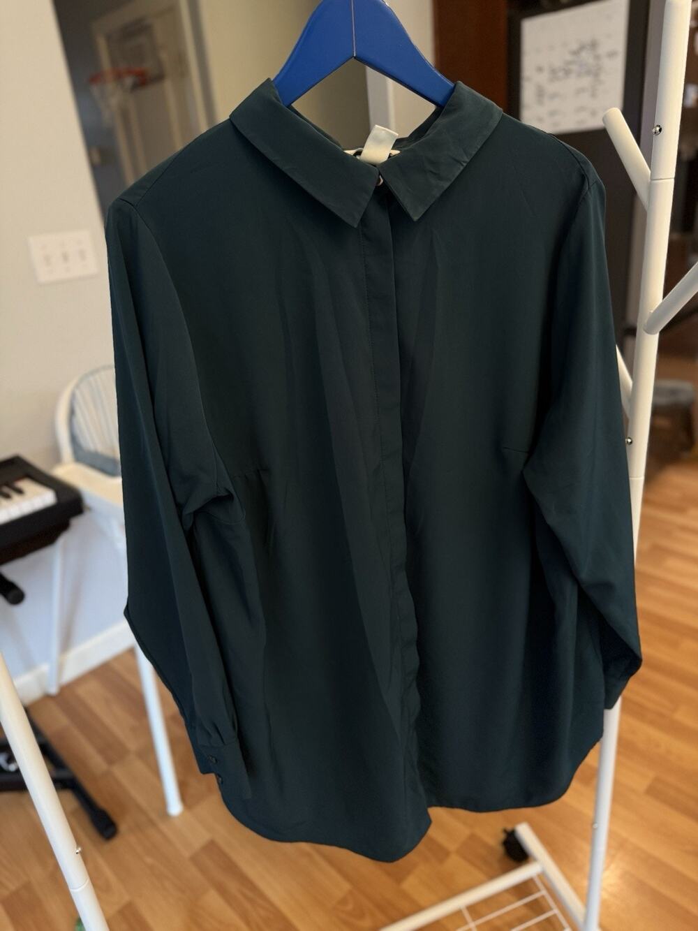 H&M MAMA Maternity Blouse XL Dark Green Long Sleeve Collared Tunic Shirt